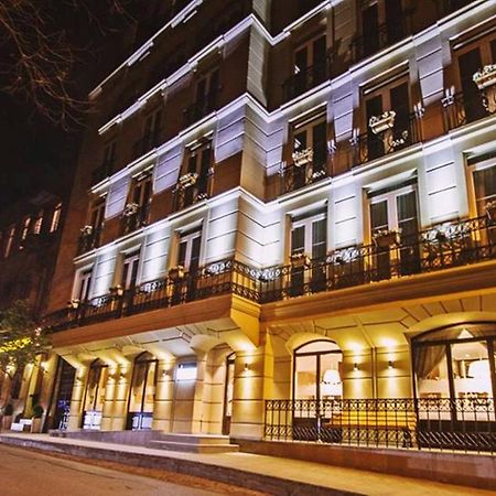 Opera Tbilisi Old Art Boutique Hotel Extérieur photo