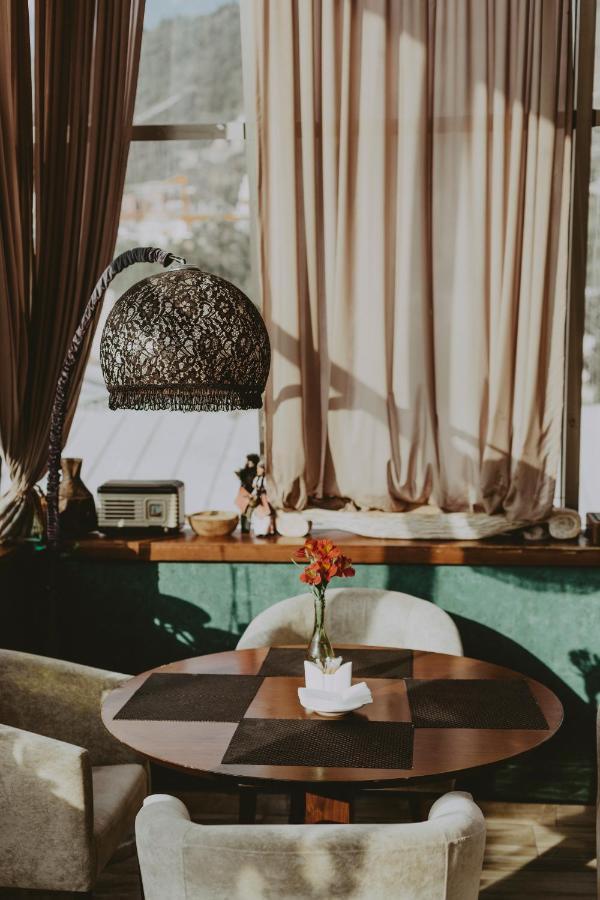Opera Tbilisi Old Art Boutique Hotel Extérieur photo