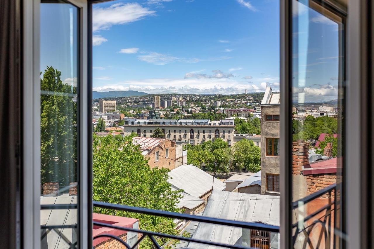 Opera Tbilisi Old Art Boutique Hotel Extérieur photo